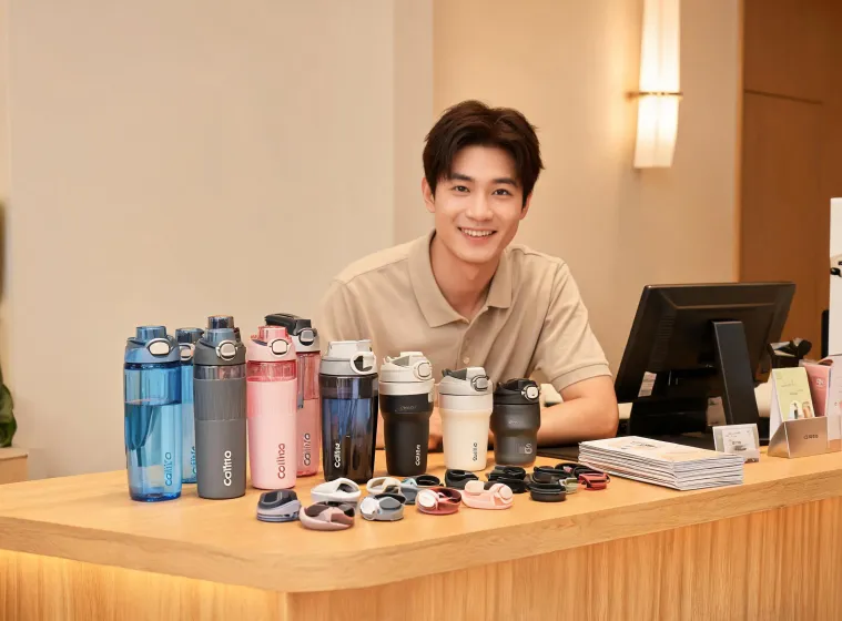 Contigo service desk with water bottles and travel mugs
